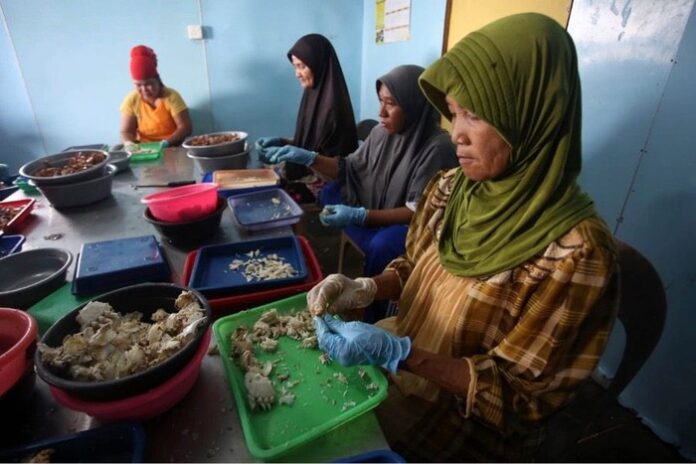 21761376-c155-412d-9daa-57a93735decb