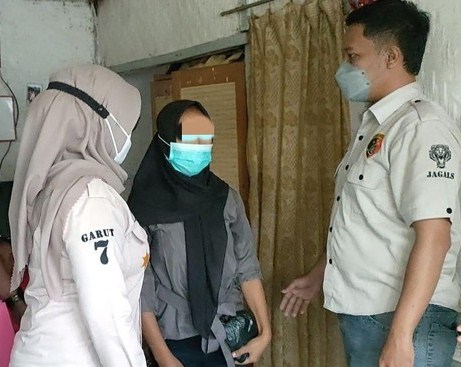 polisi-tangkap-ibu-pembuang-jasad-bayi-tanpa-kepala-di-garut_169