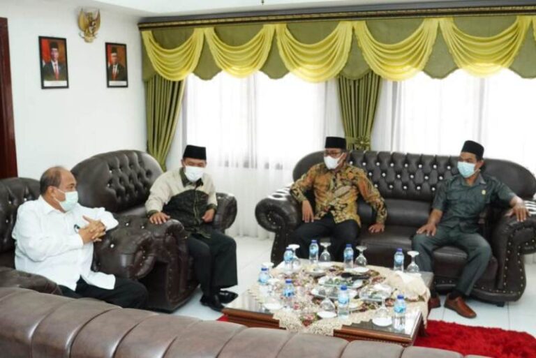 Wali Kota Tebing Tinggi Terima Audensi Anggota DPRD Sumut, Bahas Jalan Rusak dan PTM