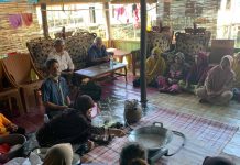 Terjun ke Masyarakat, Dosen UHO Ajarkan Pembuatan Minyak Goreng Sehat VCO