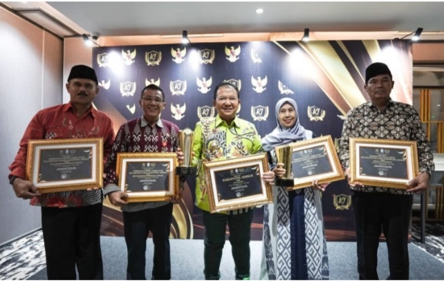 WhatsApp Image 2023-12-05 at 08.34.21