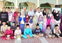 Bang Wan Safri Samsudin dan Yayasan Natuna Pulau Tujuh Bawa Senyum untuk 40 Anak Yatim di Sedanau