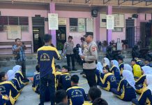 Polsek Siantan Sosialisasikan SMA Kemala Taruna Bhayangkara di SMP Negeri 2 Siantan