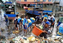 Lanal Tarempa Gelar Bersih Pantai dan Lingkungan di Desa Munjan Dukung Program Indonesia ASRI