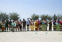 200 Peserta Ikut Menjaga Warisan Budaya, Bupati Bengkalis Buka Festival Layang-Layang Wau Laksamana