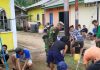 Serda R.A. Binran Bol Hutabarat Gotong Royong Bersihkan Masjid Al-Musarafah di Desa Landak