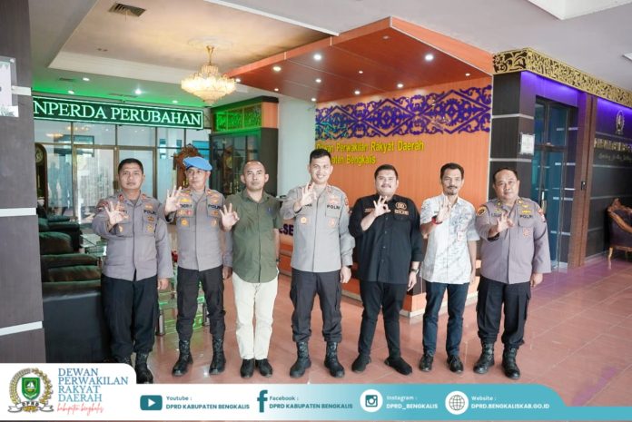 WhatsApp Image 2026-03-08 at 17.41.01