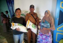 Dinsos Anambas Salurkan Beras CPP ke Warga Tiangau