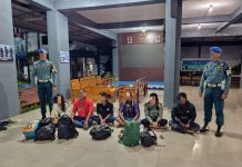 TNI AL Amankan 5 PMI Non Prosedural di Perairan Karimun, Satu ABK Turut Diamankan