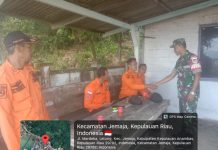 Babinsa Koramil Letung Gelar Komsos Bersama BPBD Jemaja, Bahas Antisipasi Bencana Musim Kemarau