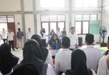 Bupati Afni Lantik Anggota Bapekam se-Kecamatan Mempura, Tekankan Kolaborasi Program Strategis di Tengah Defisit Anggaran