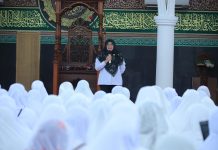 Bupati Afni Lepas 257 Jemaah Calon Haji, Titip Doa untuk Siak