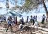 TNI AU dan Warga Penagi Bersatu Bersihkan Pantai, Semarak HUT ke-80 di Natuna