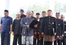 Bupati Tasikmalaya Pimpin Upacara Hardiknas 2026, Tegaskan Komitmen Tingkatkan Kualitas SDM