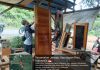 Babinsa Sertu Olih Solih Aktif Komsos, Dukung Usaha Mebel Warga Desa Bukit Padi