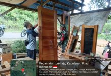 Babinsa Sertu Olih Solih Aktif Komsos, Dukung Usaha Mebel Warga Desa Bukit Padi