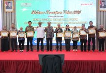 Bangun Motivasi Jajaran, Sekjen Kementerian ATR/BPN Beri Penghargaan kepada Satker Pengelola Kearsipan Terbaik