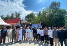 Anggota Koramil 04/Letung Hadiri Serah Terima Hewan Kurban Bantuan Presiden RI di Jemaja
