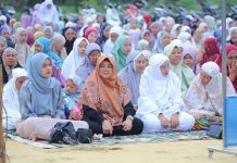 Bupati Siak Salat Idul Adha bersama Ribuan Masyarakat di Kampung Mandiangin