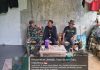 Koptu Fian Hendratmo Koordinasi Pembangunan KDMP Bersama Tukang Bangunan di Desa Rewak