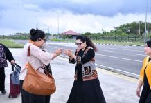 Ketua PIA Ardhya Garini Lanud RSA Sambut Ketua IKKT Kogabwilhan I di Natuna