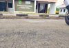 Awas! “Ranjau” Paku dan Baut Berserakan di Komplek Plaza IKM Natuna