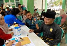 Dinkes Anambas dan Polri Kolaborasi Hadirkan Layanan Cek Kesehatan Gratis untuk Warga di Tarempa