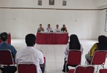 Babinsa Serda R.A. Binran Hadiri Musdes Perubahan Penerima BLT Dana Desa di Desa Landak
