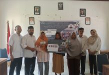Kepala Desa Tarempa Selatan Salurkan BLT-DD kepada 26 KPM, Imbau Warga Waspada Cuaca Ekstrem