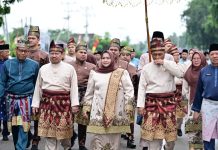 Arak-arakan Adat Buka Puncak Hari Jadi ke-514 Bengkalis, Tradisi Melayu Mengiringi Langkah ke Gedung DPRD