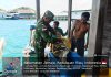 Sertu Olih Solih Bantu Nelayan Angkat Hasil Tangkapan, Sekaligus Perkuat Komsos dengan Warga