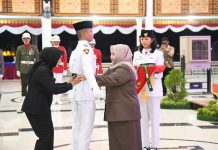 75 Paskibraka Bengkalis Dikukuhkan, Kasmarni: Laksanakan Tugas dengan Disiplin dan Tanggung Jawab