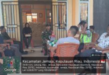 Babinsa Serda Binran dan Pemdes Landak Bahas Rencana Pengecekan Bank Penampungan Air Bersih