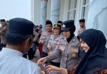 HUT ke-78 Polwan, Polres Anambas Bagikan Sembako dalam Program Jumat Berkah