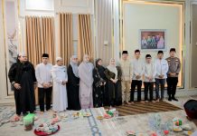 Meski Padat Agenda Safari Dakwah, UAS Sempatkan Tabligh Akbar Bersama Bupati Bengkalis di Muara Basung