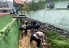 Hari Pariwisata Sedunia, Kapolsek Siantan dan KOMBE-PANTAS Bersihkan Sampah Plastik di Tarempa
