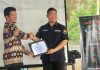 Desa Tiangau Terima Penghargaan dari Imigrasi Anambas atas Partisipasi Sosialisasi Keimigrasian