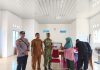 Babinsa Koramil 04/Letung Dampingi Penyaluran BLT DD di Ulu Maras, 11 KPM Terima Bantuan