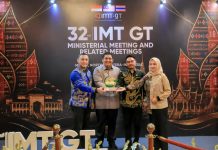 Bupati Bintan Roby Kurniawan Raih Silver Award Green City di Ajang Internasional IMT-GT