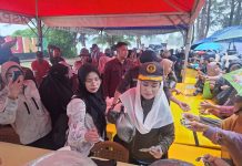 HUT ke-27 Natuna, Pemkab Gelar Pasar Murah dan Salurkan Beras untuk 210 Keluarga