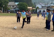 Anambas Bergelora! Tendangan Perdana Aneng dan Wakil Bupati Buka Piala Gubernur Kepri 2026